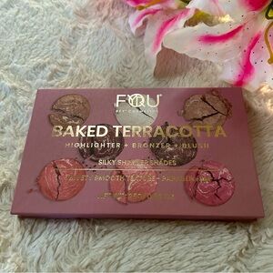 HP! BFY Cosmetics - Baked Terracotta Palette - Highlighter + Bronzer + Blush